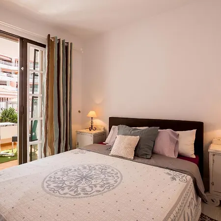 Cozy 1 Bedroom In Los Cristianos דירה