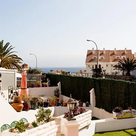 Cozy 1 Bedroom In Los Cristianos דירה *